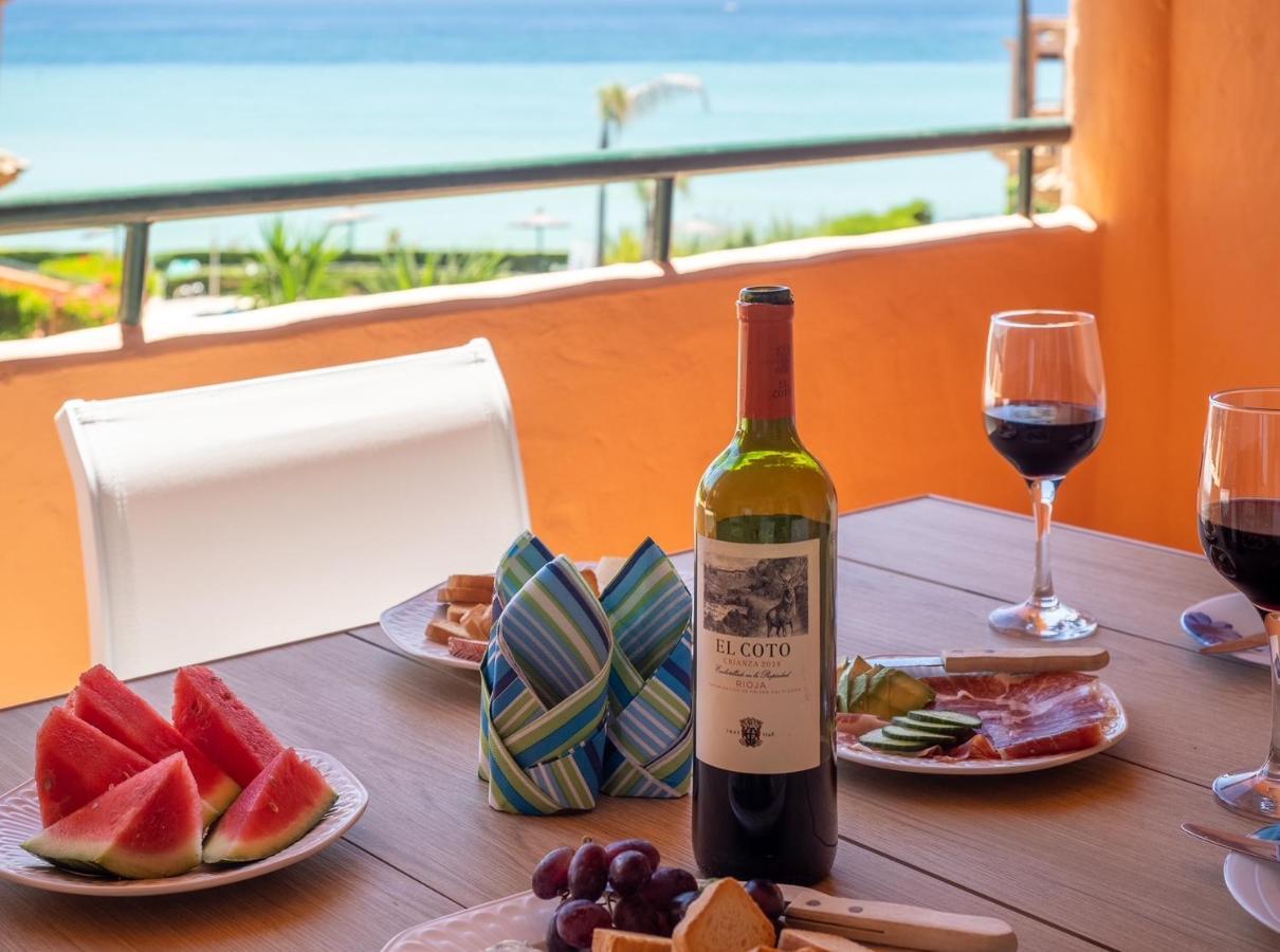 Fantastic Beachfront Apartment Estepona Luaran gambar
