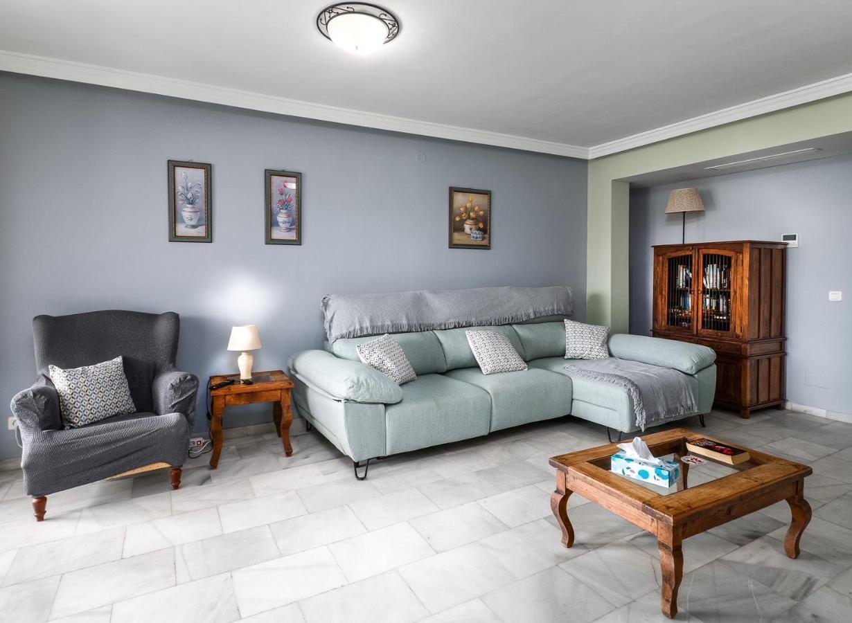 Fantastic Beachfront Apartment Estepona Luaran gambar